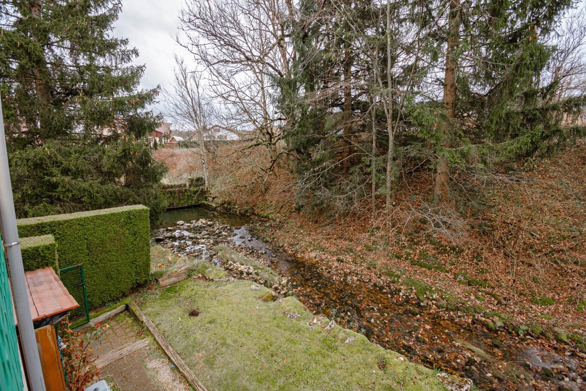 Apartamento Escapade Au Calme De La Riviere Métabief Exterior foto